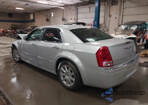 2009 Chrysler 300C Hemi из США, поврежденный, VIN 2C3LA63T79H618478